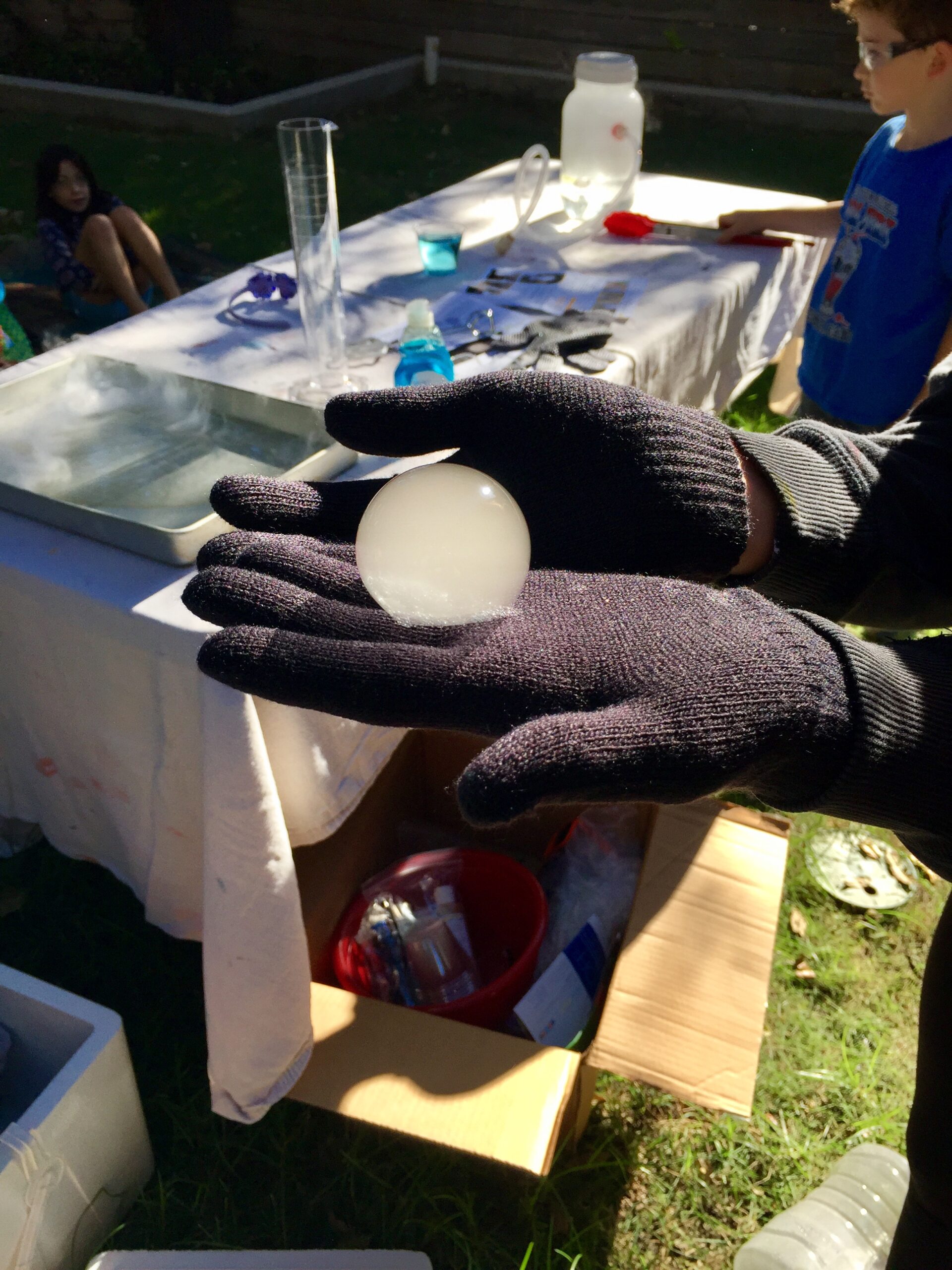 Teaching Science with Ghostly Boo Bubbles - Penguin Brand Dry Ice®